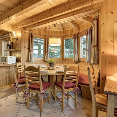 Chalet Chalet Orange *